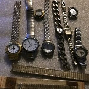 Lot of watches and band